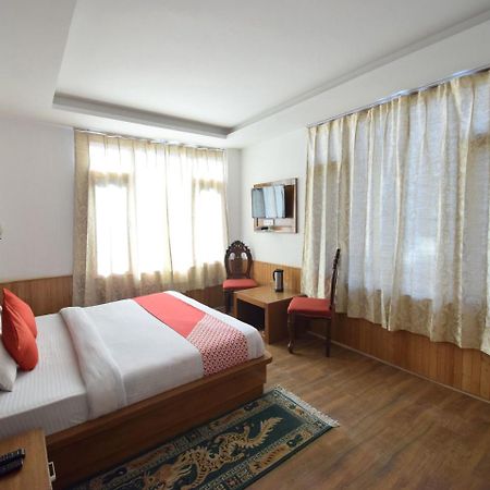Oyo 10255 Hotel Red Apple 马拉里 外观 照片