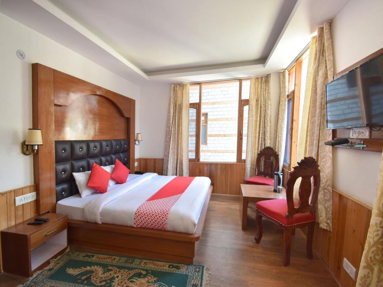 Oyo 10255 Hotel Red Apple 马拉里 外观 照片
