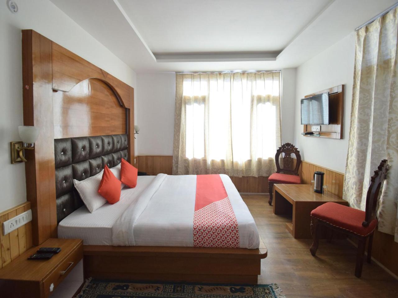 Oyo 10255 Hotel Red Apple 马拉里 外观 照片