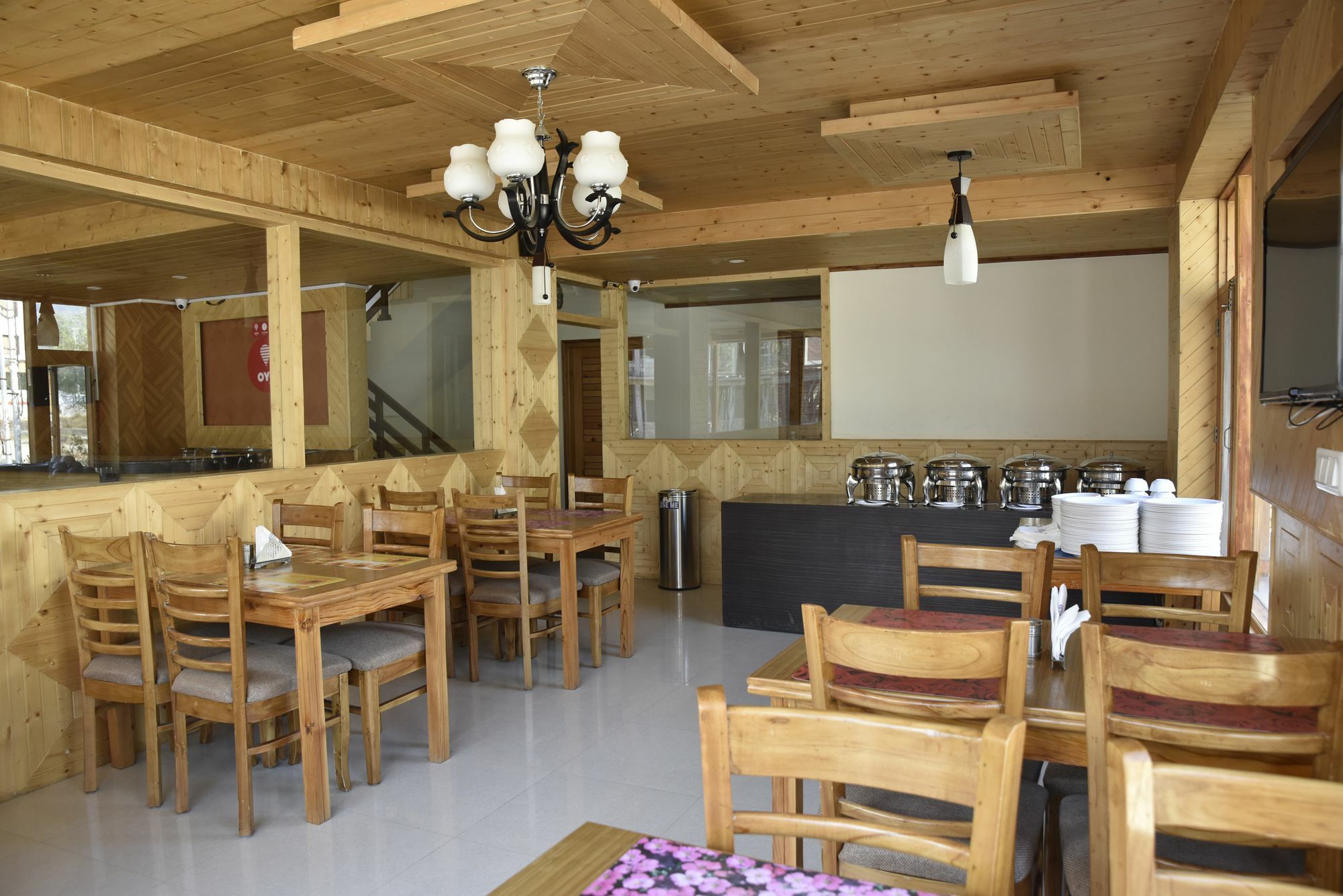 Oyo 10255 Hotel Red Apple 马拉里 外观 照片